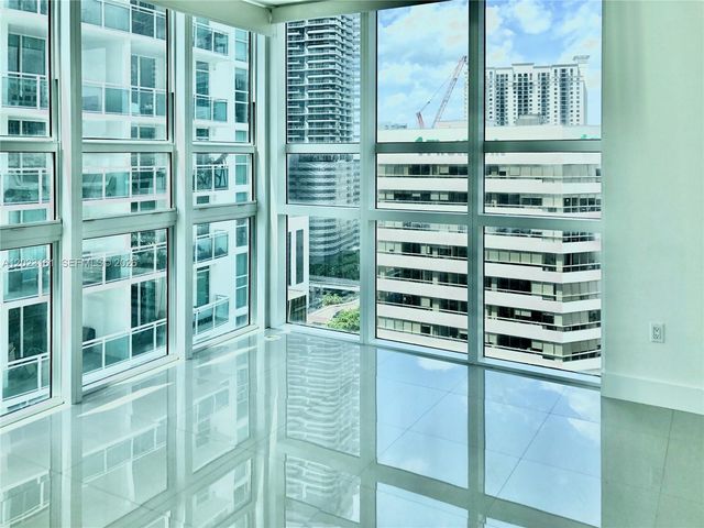 950 Brickell Bay Dr 1701, Miami, FL 33131