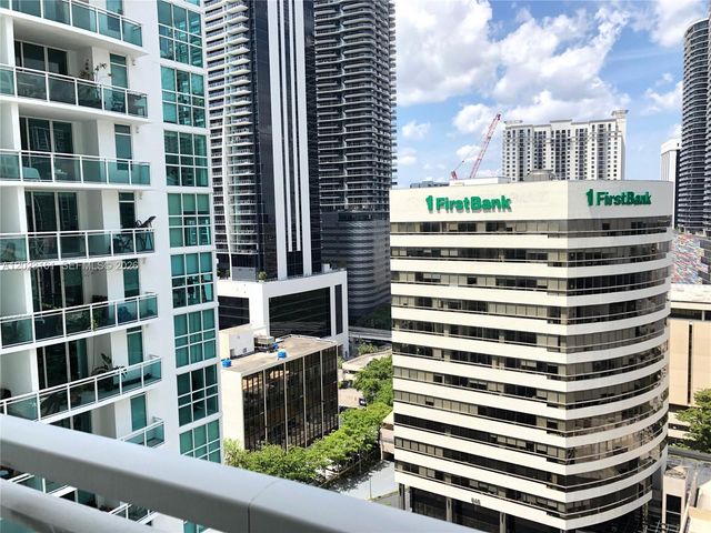 950 Brickell Bay Dr 1701, Miami, FL 33131