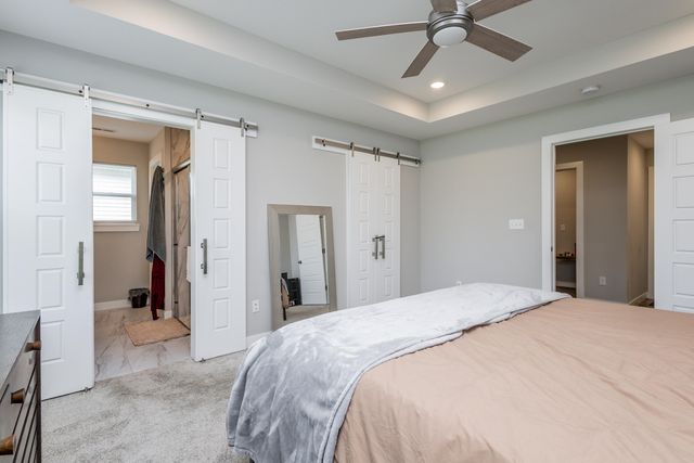 85 N LUNA LN, Columbia, MO 65201