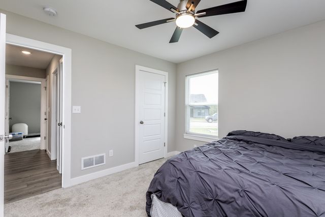 85 N LUNA LN, Columbia, MO 65201