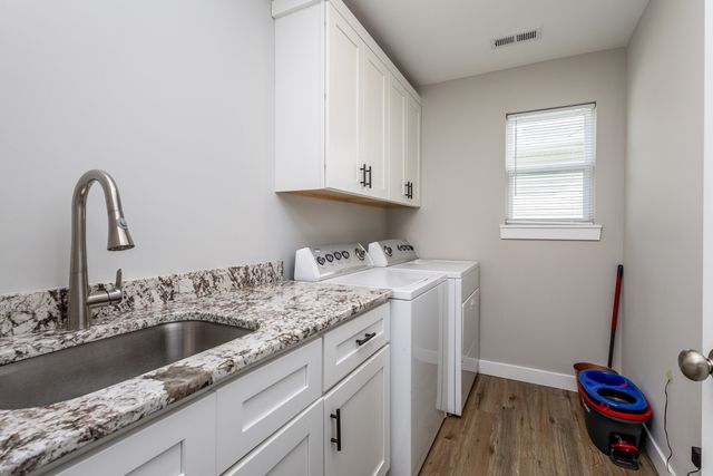 85 N LUNA LN, Columbia, MO 65201