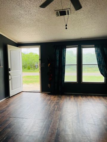 7447 Oleander Street, San Angelo, TX 76901