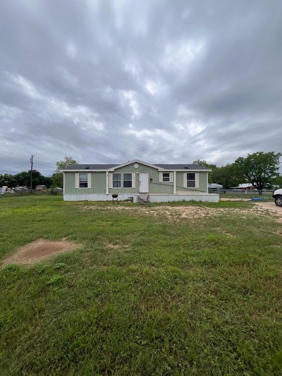 7447 Oleander Street, San Angelo, TX 76901