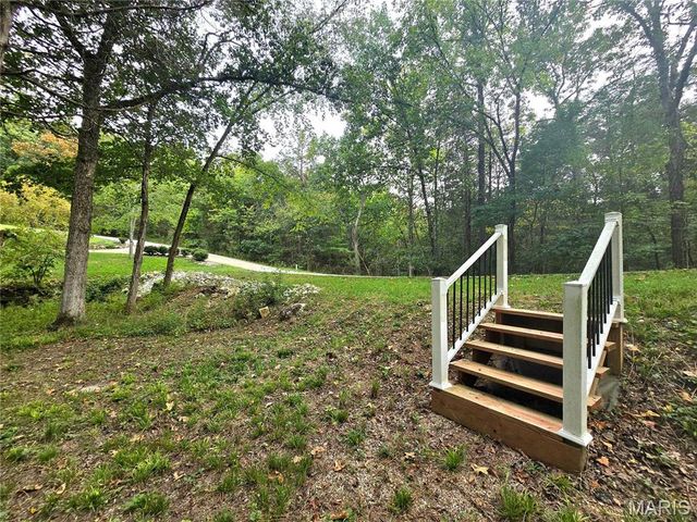 1051 S Lakeview Drive, De Soto, MO 63020