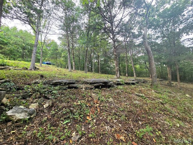 1051 S Lakeview Drive, De Soto, MO 63020