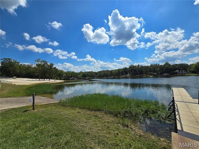 1051 S Lakeview Drive, De Soto, MO 63020