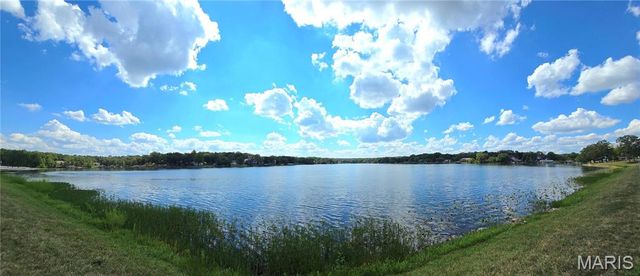 1051 S Lakeview Drive, De Soto, MO 63020