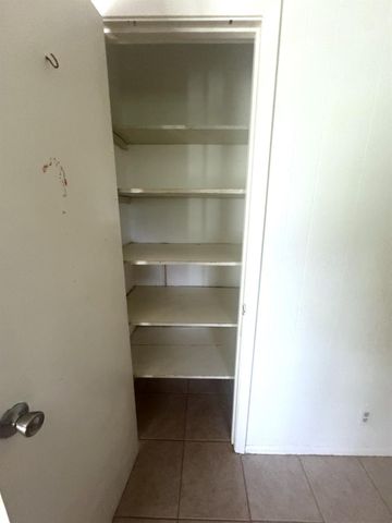 706 University Avenue, Wharton, TX 77488