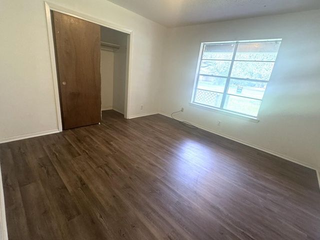 706 University Avenue, Wharton, TX 77488