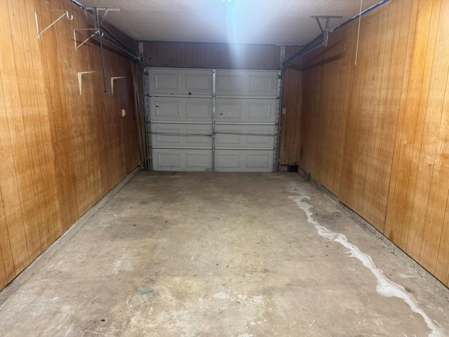 706 University Avenue, Wharton, TX 77488
