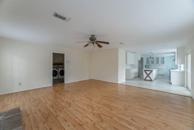 51 Fire Flicker Place, The Woodlands, TX 77381