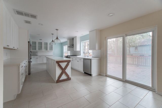 51 Fire Flicker Place, The Woodlands, TX 77381