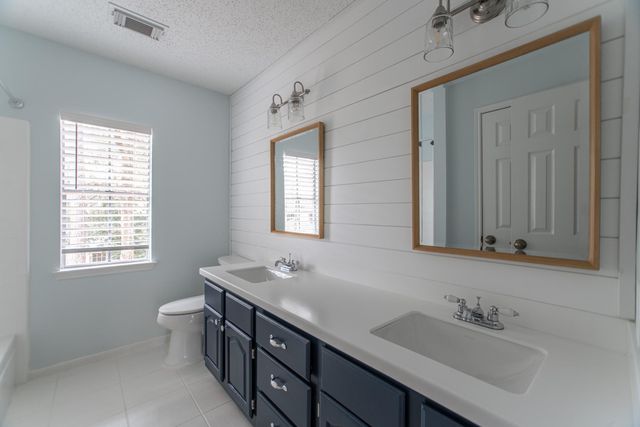 51 Fire Flicker Place, The Woodlands, TX 77381