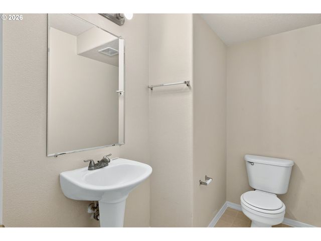 16972 Nw ARIZONA Dr, Beaverton, OR 97006