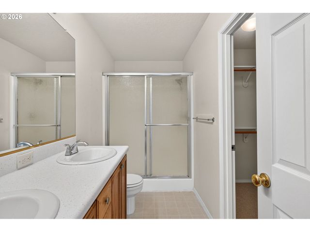 16972 Nw ARIZONA Dr, Beaverton, OR 97006