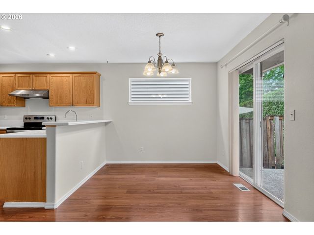 16972 Nw ARIZONA Dr, Beaverton, OR 97006