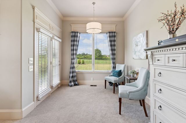 815 Stonebrook Dr, Lebanon, TN 37087