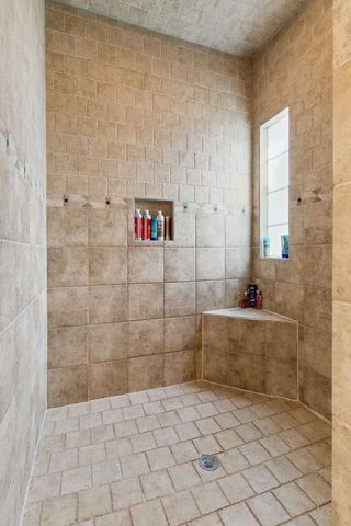 815 Stonebrook Dr, Lebanon, TN 37087