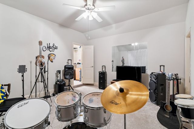 815 Stonebrook Dr, Lebanon, TN 37087