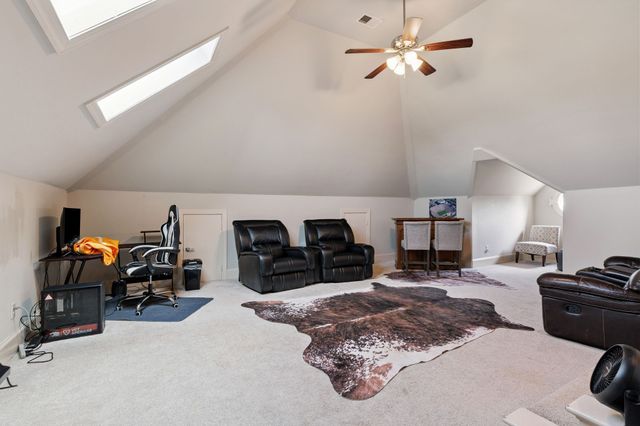 815 Stonebrook Dr, Lebanon, TN 37087