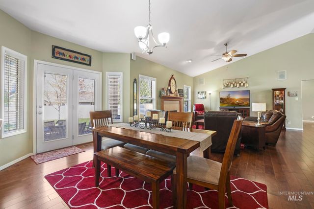 1919 Candleridge Dr, Twin Falls, ID 83301