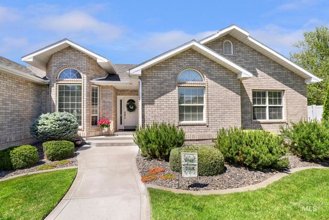 1919 Candleridge Dr, Twin Falls, ID 83301