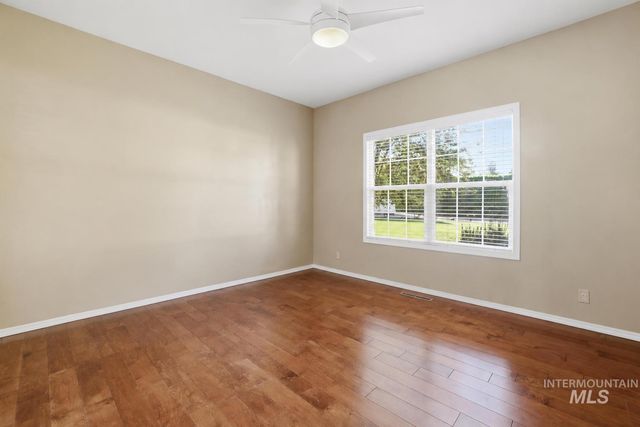 1919 Candleridge Dr, Twin Falls, ID 83301