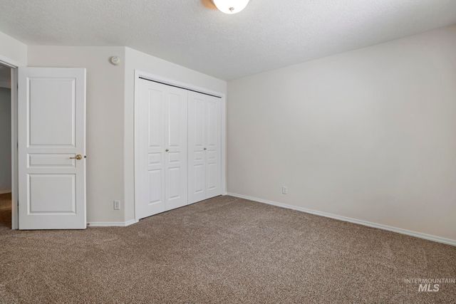 1919 Candleridge Dr, Twin Falls, ID 83301