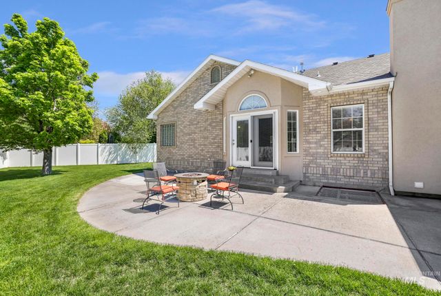 1919 Candleridge Dr, Twin Falls, ID 83301