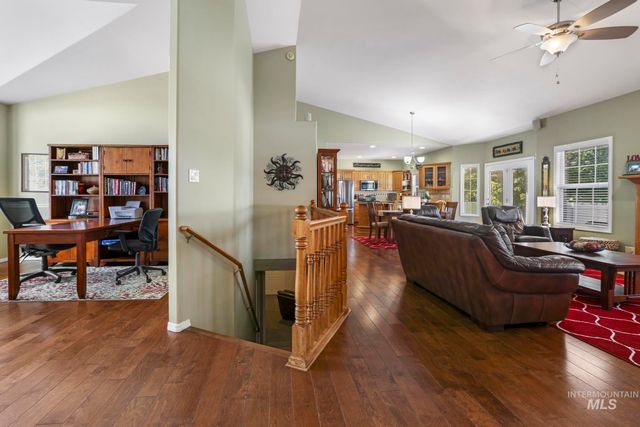 1919 Candleridge Dr, Twin Falls, ID 83301