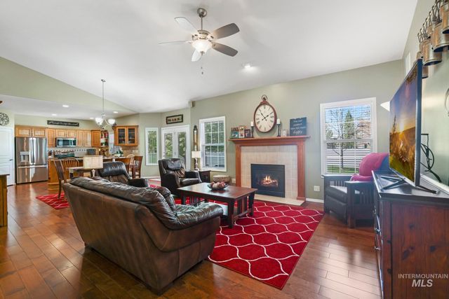 1919 Candleridge Dr, Twin Falls, ID 83301