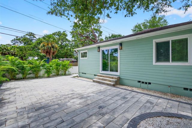 1846 3RD STREET S, St Petersburg, FL 33705