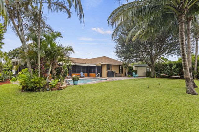 8272 Blue Cypress Drive, Lake Worth, FL 33467