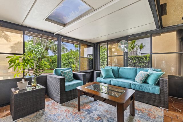 8272 Blue Cypress Drive, Lake Worth, FL 33467