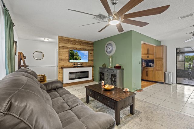 8272 Blue Cypress Drive, Lake Worth, FL 33467