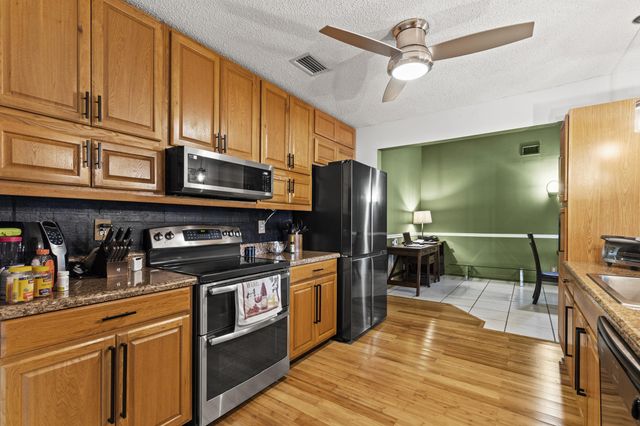 8272 Blue Cypress Drive, Lake Worth, FL 33467