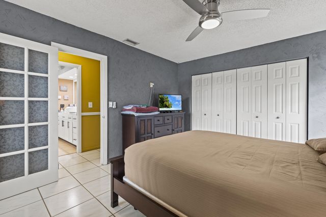 8272 Blue Cypress Drive, Lake Worth, FL 33467