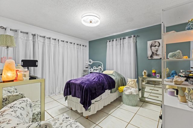 8272 Blue Cypress Drive, Lake Worth, FL 33467