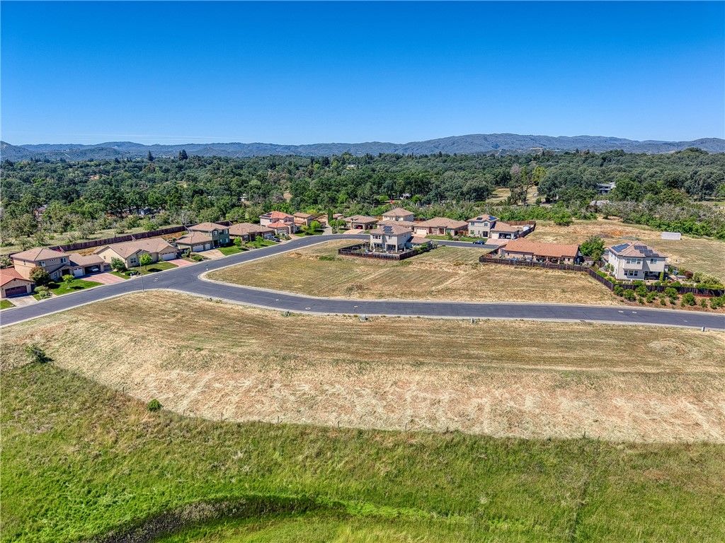 Image 10 of property listing at 2776 Lizzy, Lakeport, CA 95453