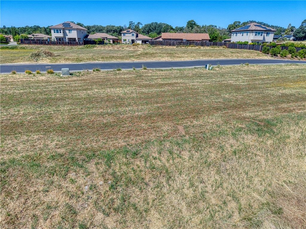 Image 5 of property listing at 2776 Lizzy, Lakeport, CA 95453