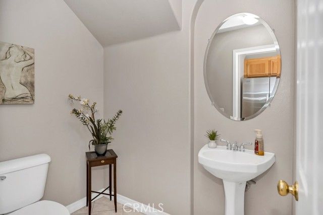 108 Peppertree, Monrovia, CA 91016