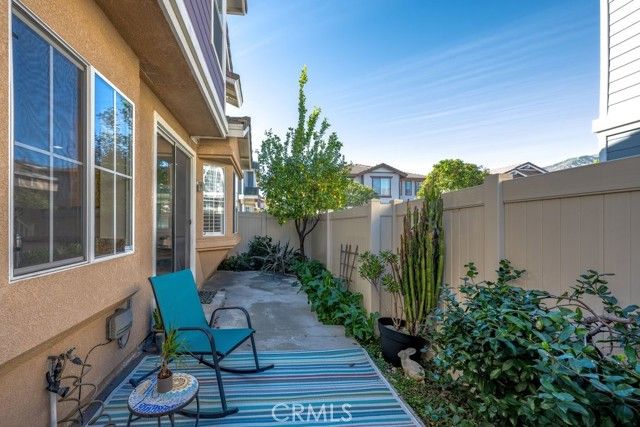 108 Peppertree, Monrovia, CA 91016