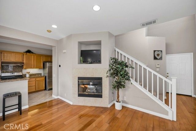 108 Peppertree, Monrovia, CA 91016