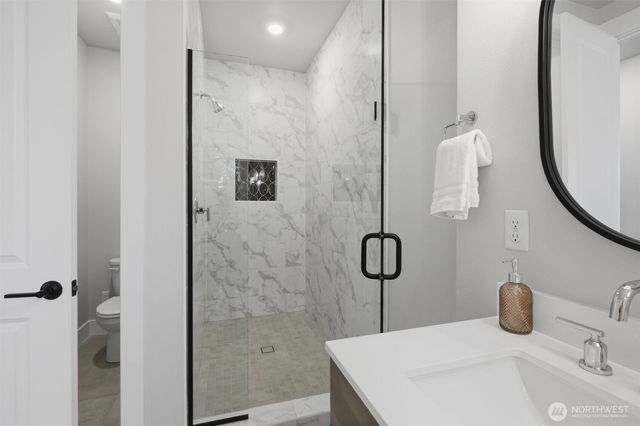 414 222nd Place SE, Sammamish, WA 98074