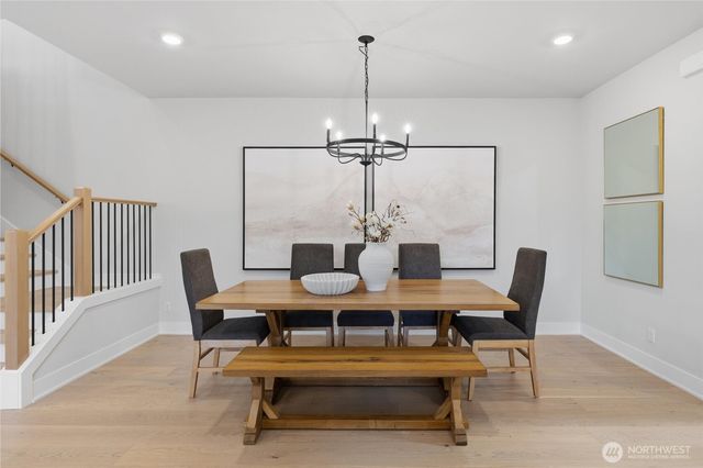 414 222nd Place SE, Sammamish, WA 98074