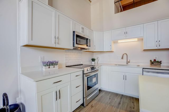 500 N Duke Street Apt 53-105, Durham, NC 27701