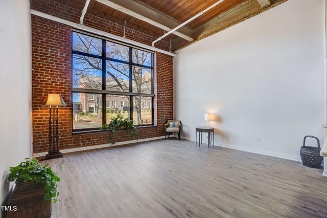 500 N Duke Street Apt 53-105, Durham, NC 27701