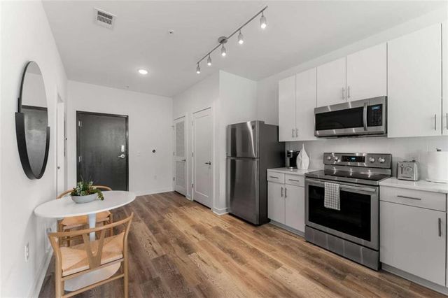 525 Parkway Drive APT 505, Atlanta, GA 30308