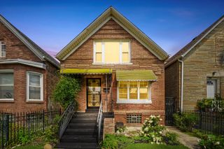 3546 W Hirsch Street, Chicago, IL 60651