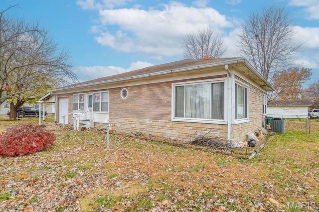 1724 Sycamore Street, Granite City, IL 62040